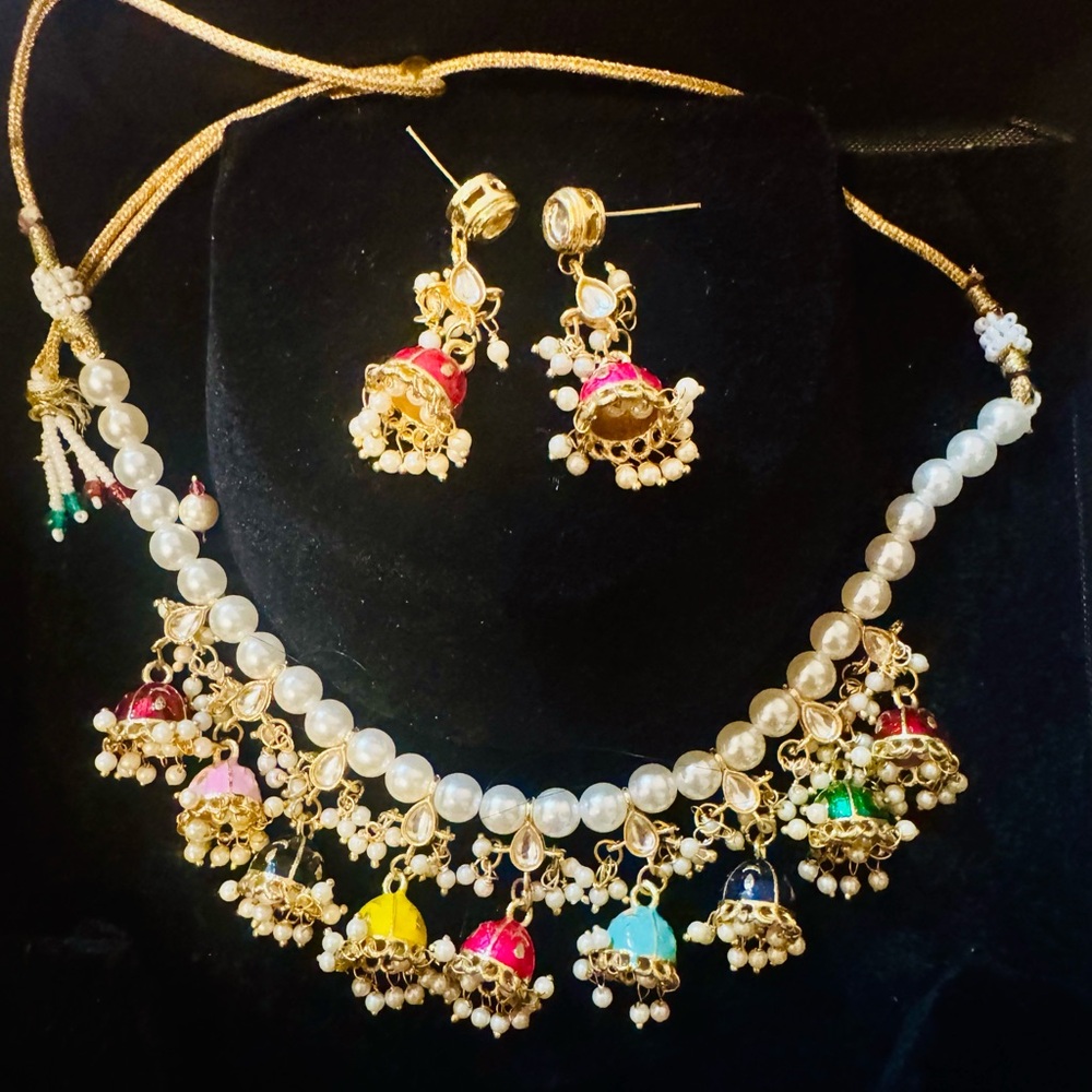 Multicolor Jhumka Necklace Set